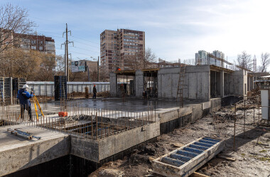 Rue Menars. У другій секції готуємо перекриття першого поверху